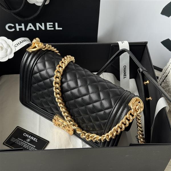 2026127214240162 700